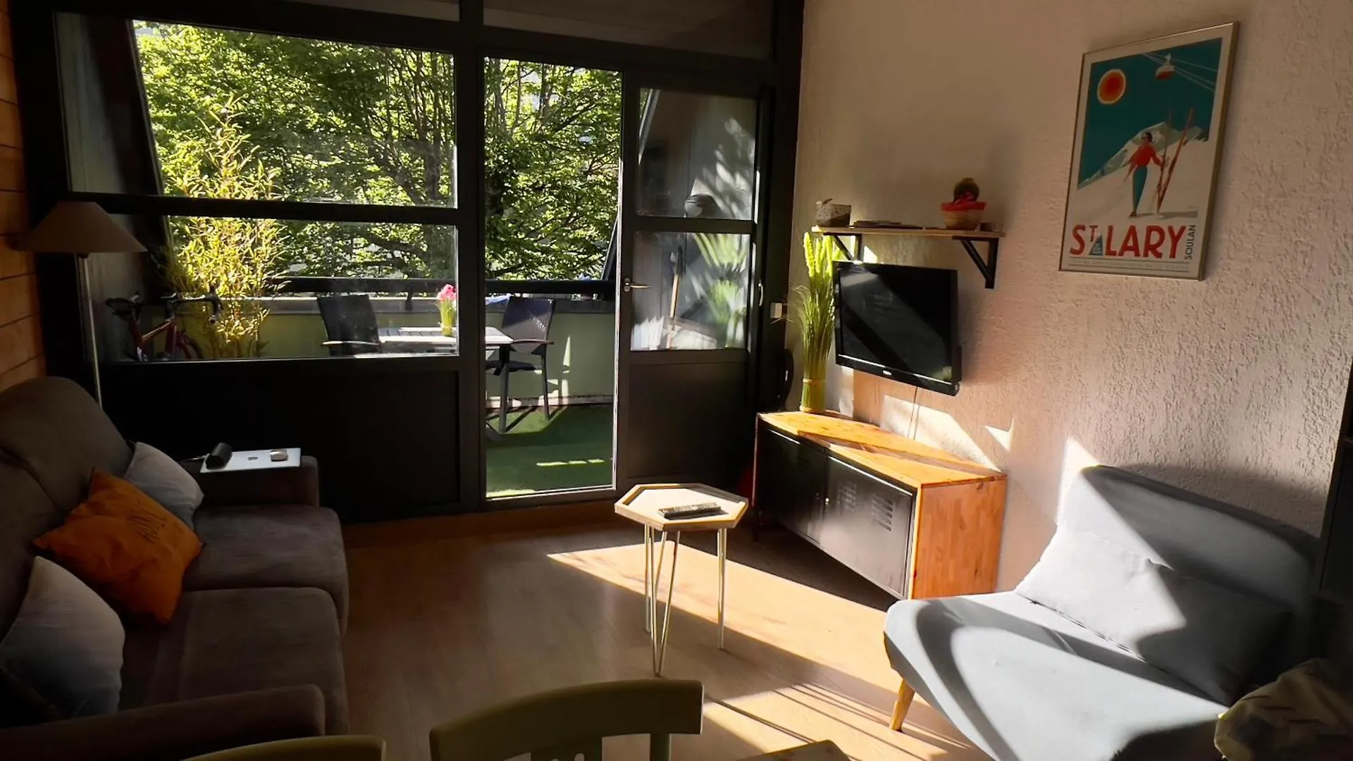 Апартаменты Studio Saint-Lary Soulan Village